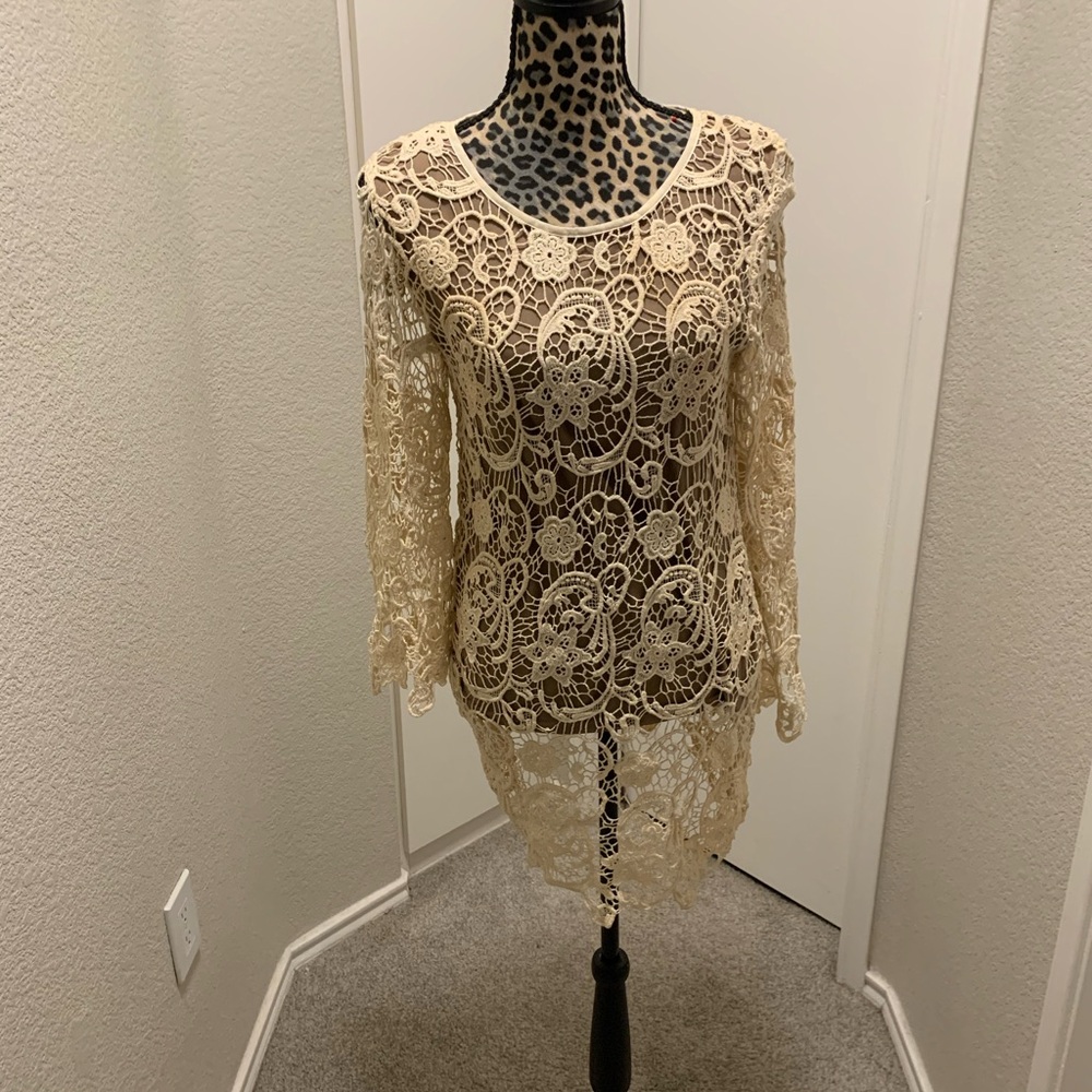 Elegant Lace Crochet Top